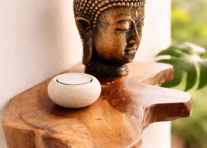 Boutique Yoga & Fitness Retreat - Walk To Nirvana Life Gym, Pool & Calm Vibes * Canggu