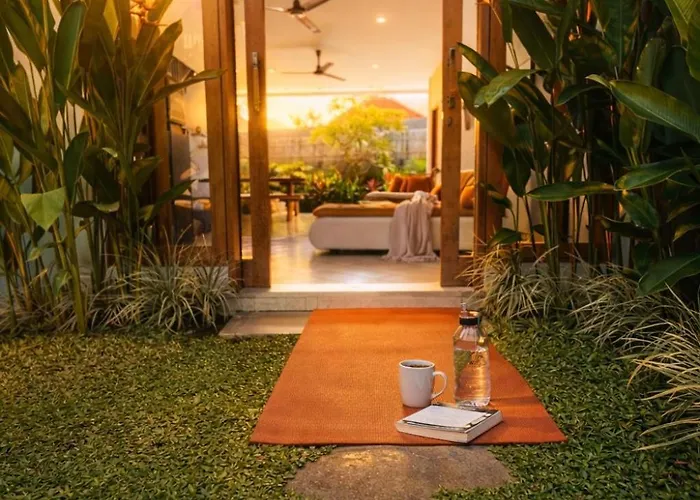 Boutique Yoga & Fitness Retreat - Walk To Nirvana Life Gym, Pool & Calm Vibes Habitación en casa particular